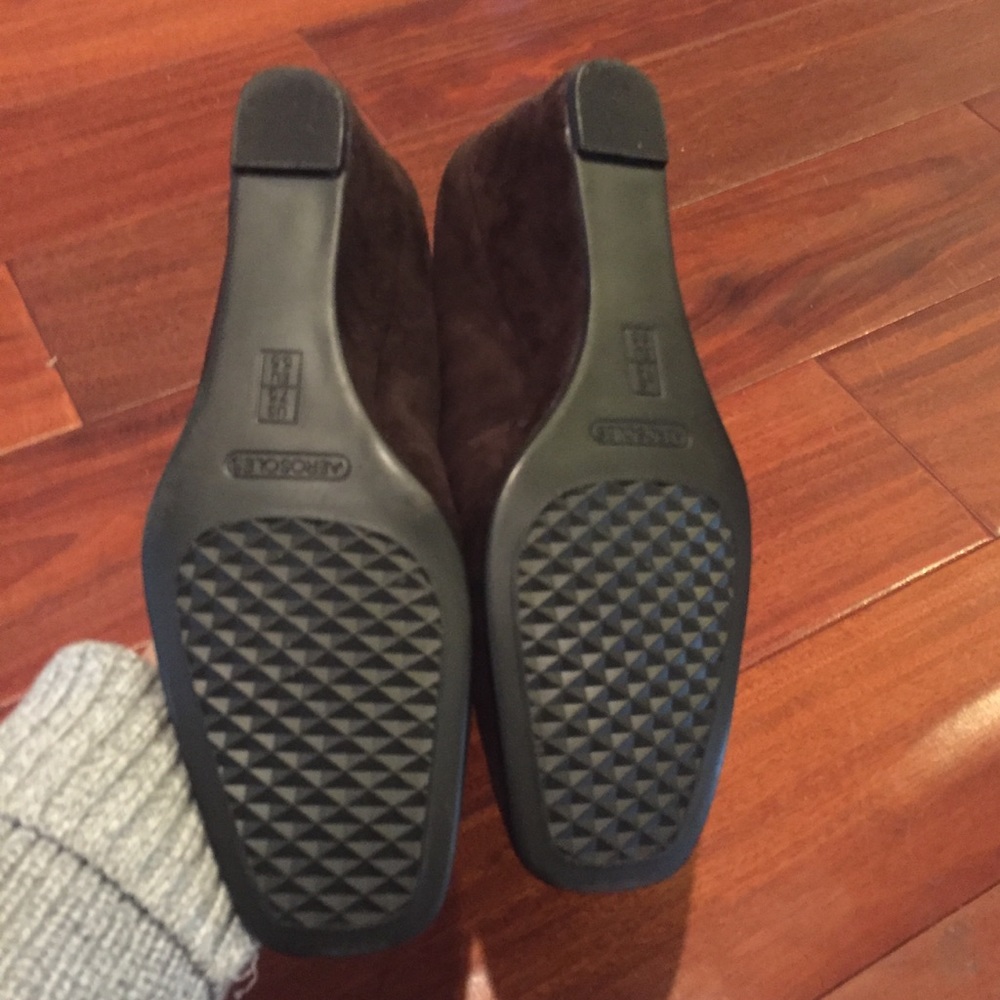 Comfortable Aerosol Shoes - Picture 2 of 7